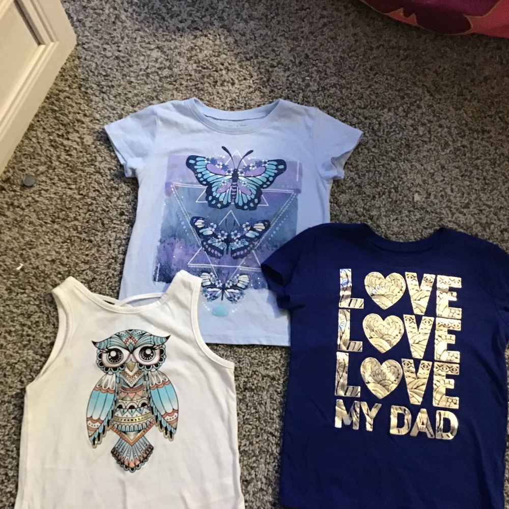 girls shirt bundle of 3 size XS/4